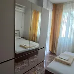 Casa Branca Hostel *